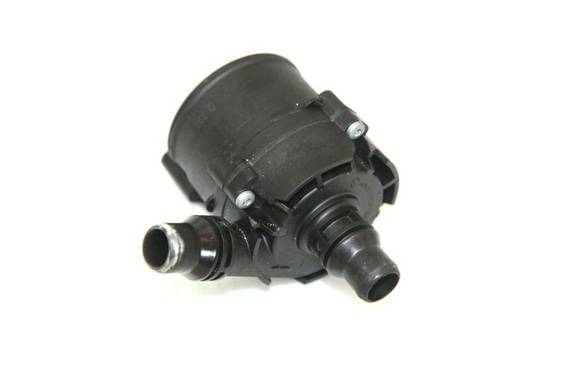 11518605322 Bomba de agua BMW 1 Series F20, 1 Series F20 LCI, 1 Series F21, 1 Series F21 LCI, 2 Series F22, 2 Series F22 LCI, 2 Series F23, 2 Series F23 LCI, 2 Series F45 Active Tourer LCI, 3 Series F30, 3 Series F30 LCI, 3 Series F31, 3 Series F31 LCI, 3 Series F34 GT LCI, 4 Series F32, 4 Series F32 LCI, 4 Series F33, 4 Series F33 LCI, 4 Series F36 Gran Coupé LCI, 5 Series G30, 5 Series G30 LCI, 5 Series G31 Touring, 5 Series G31 Touring LCI, 5 Series G38, 5 Series G38 LCI, 6 Series G32 GT, 6 Series G32 GT LCI, 7 Series G11, 7 Series G11 LCI, 7 Series G12, 7 Series G12 LCI, X1 F48 LCI, X2 F39, X3 G01, X4 G02