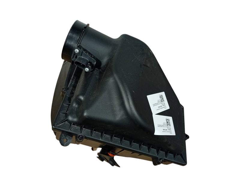 13717643301 Caja filtro de aire BMW 5 Series G30, 5 Series G30 LCI, 5 Series G31 Touring LCI, 6 Series G32 GT LCI, 7 Series G11, 7 Series G11 LCI, 7 Series G12, 7 Series G12 LCI, 8 Series G14 Convertible, 8 Series G15 Coupé, 8 Series G16 Gran Coupé, X3 G01 LCI, X4 G02 LCI, X5 G05 LCI, X5L G18, X6 G06 LCI, X7 G07 LCI