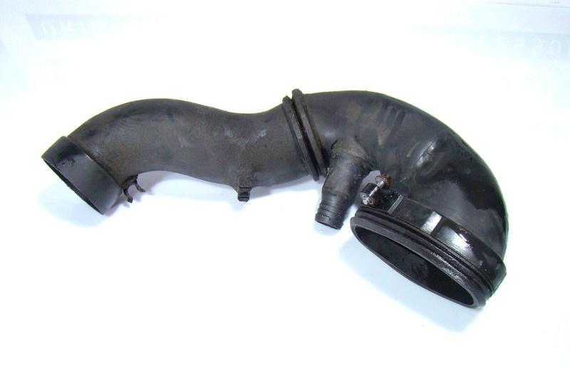 13717794172 Manguera intercooler BMW 5 Series E60, 5 Series E60 LCI, 5 Series E61, 7 Series E65, 7 Series E66, X3 E83, X5 E70