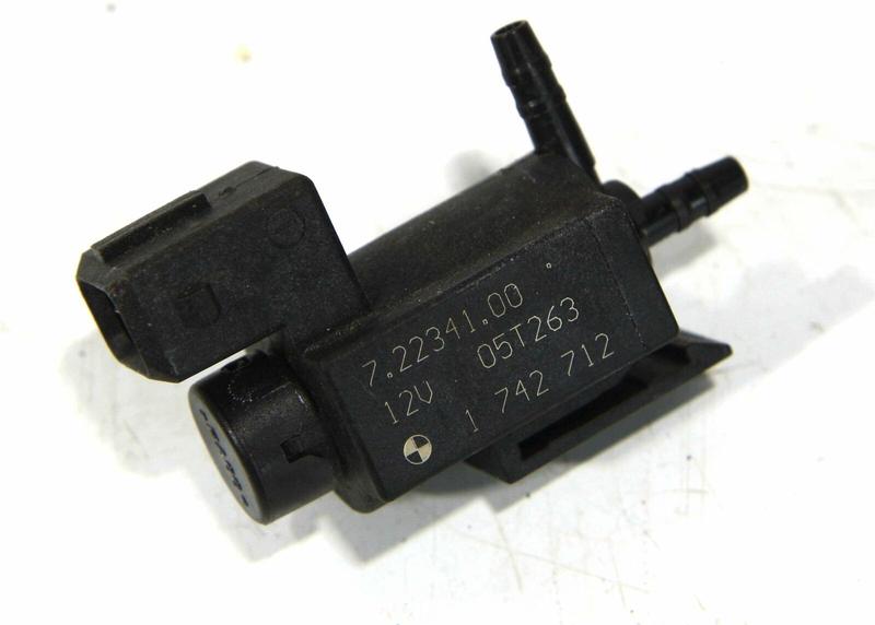 1742712 Válvula vacío BMW 5 Series E39, 7 Series E38, Z3 E36, Z8 E52