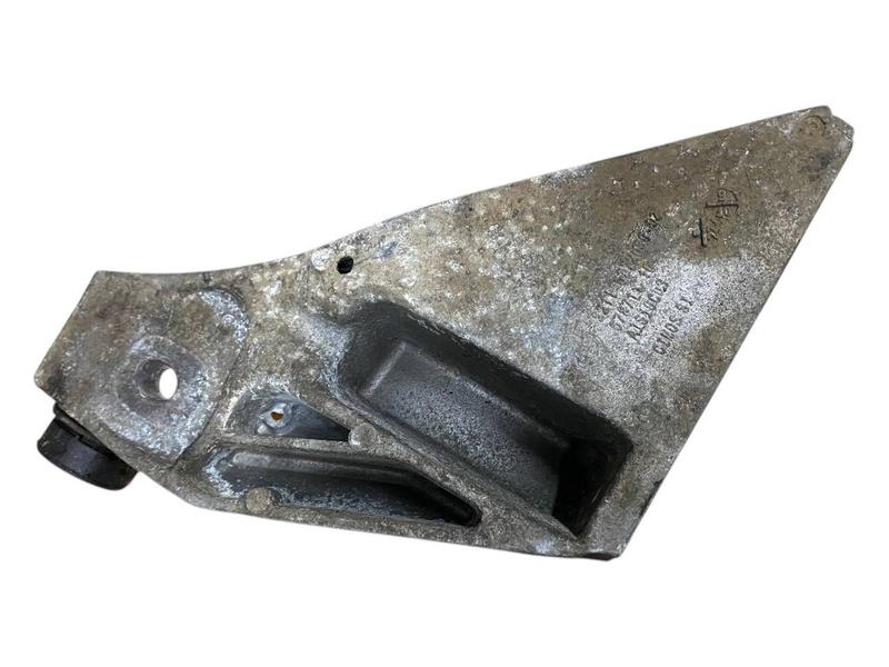 22116772680 Soporte motor BMW X5 E70