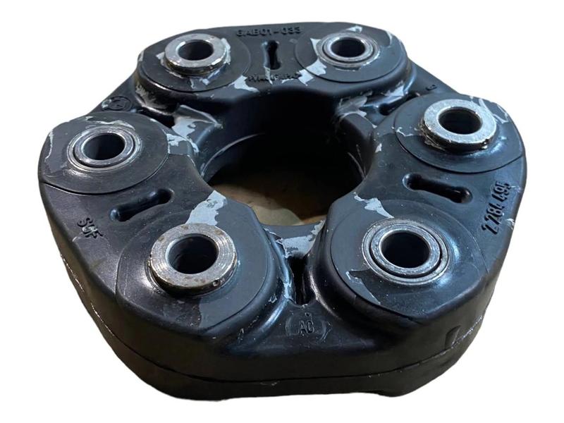 2284495 Acoplamiento árbol transmisión trasero BMW 5 Series F10, 5 Series F10 LCI, 5 Series F90 M5, 5 Series F90 M5 LCI, 6 Series F06 Gran Coupé LCI, 6 Series F12, 6 Series F12 LCI, 6 Series F13, 6 Series F13 LCI, 8 Series F91 M8 Convertible, 8 Series F92 M8 Coupé, 8 Series G14 Convertible, 8 Series G15 Coupé, X3 M F97, X4 M F98, X5 M F85, X6 M F86