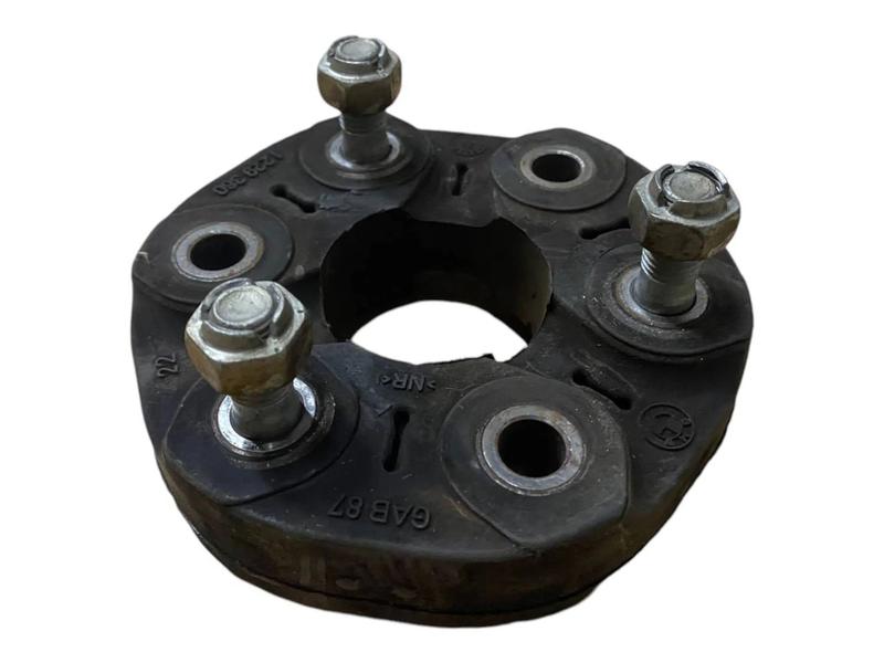 26111229360 Acoplamiento árbol transmisión trasero BMW 1 Series F20, 1 Series F20 LCI, 1 Series F21, 1 Series F21 LCI, 2 Series F22, 2 Series F22 LCI, 2 Series F23, 2 Series F23 LCI, 3 Series E46, 3 Series F30, 3 Series F30 LCI, 3 Series F31, 3 Series F31 LCI, 3 Series F34 GT LCI, 3 Series G20 Saloon, 3 Series G20 Saloon LCI, 3 Series G21 Touring, 3 Series G21 Touring LCI, 3 Series G28 Saloon, 3 Series G28 Saloon LCI, 4 Series F32, 4 Series F32 LCI, 4 Series F33, 4 Series F33 LCI, 4 Series F36 Gran Coupé LCI, 5 Series E39, 5 Series F10, 5 Series F10 LCI, 5 Series F11, 5 Series F11 LCI, 5 Series F18, 5 Series F18 LCI, 5 Series G30, 5 Series G30 LCI, 5 Series G31 Touring, 5 Series G31 Touring LCI, 6 Series G32 GT, 6 Series G32 GT LCI, 7 Series E38, 7 Series G11, 7 Series G11 LCI, 7 Series G12, 7 Series G12 LCI, 8 Series G14 Convertible, 8 Series G15 Coupé, 8 Series G16 Gran Coupé, X3 E83 LCI, X3 F25, X3 G01, X4 F26, X4 G02, X5 E53, X5 E70 LCI, X5 F15, X6 E71, X6 E72 Hybrid, X6 F16, X6 G06, X7 G07