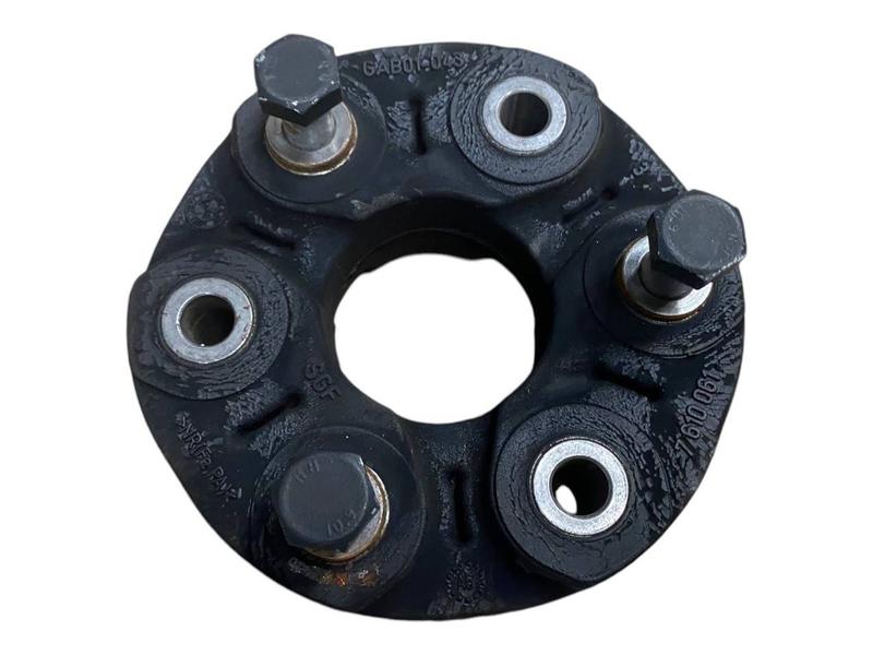 26117610061 Acoplamiento árbol transmisión trasero BMW 1 Series E81, 1 Series E82, 1 Series E87, 1 Series E87 LCI, 1 Series E88, 1 Series F20, 1 Series F20 LCI, 1 Series F21, 1 Series F21 LCI, 2 Series F22, 2 Series F22 LCI, 2 Series F23, 2 Series F23 LCI, 3 Series E90, 3 Series E90 LCI, 3 Series E91, 3 Series E91 LCI, 3 Series E92, 3 Series E92 LCI, 3 Series E93, 3 Series E93 LCI, 3 Series F30, 3 Series F30 LCI, 3 Series F31, 3 Series F31 LCI, 3 Series F34 GT LCI, 3 Series F35, 3 Series F35 LCI, 3 Series G20 Saloon, 3 Series G20 Saloon LCI, 4 Series F32, 4 Series F32 LCI, 4 Series F33, 4 Series F33 LCI, 4 Series F36 Gran Coupé LCI, 5 Series E60, 5 Series E60 LCI, 5 Series E61, 5 Series E61 LCI, 5 Series F07 GT LCI, 5 Series F10, 5 Series F10 LCI, 5 Series F11, 5 Series F11 LCI, 5 Series F18, 5 Series F18 LCI, 5 Series G30, 5 Series G30 LCI, 5 Series G31 Touring, 5 Series G31 Touring LCI, 5 Series G38, 5 Series G38 LCI, 6 Series E63, 6 Series E63 LCI, 6 Series E64, 6 Series E64 LCI, 6 Series F06 Gran Coupé LCI, 6 Series F12, 6 Series F12 LCI, 6 Series F13, 6 Series F13 LCI, 6 Series G32 GT, 6 Series G32 GT LCI, 7 Series F01, 7 Series F01 LCI, 7 Series F02, 7 Series F02 LCI, 7 Series G11, 7 Series G11 LCI, 7 Series G12, 7 Series G12 LCI, 8 Series G14 Convertible, 8 Series G15 Coupé, 8 Series G16 Gran Coupé, X1 E84, X3 F25, X3 G01, X4 G02, X5 E70 LCI, X5 F15, X5 G05, X6 E71, X6 F16, X6 G06, X7 G07, Z4 E89, Z4 G29