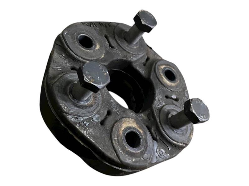 26118681477 Acoplamiento árbol transmisión trasero BMW 2 Series G42, 3 Series G20 Saloon, 3 Series G20 Saloon LCI, 3 Series G21 Touring LCI, 4 Series G22 Coupé LCI, 4 Series G23 Convertible LCI, 4 Series G26 Gran Coupé LCI, 5 Series G30, 5 Series G30 LCI, 5 Series G31 Touring LCI, 5 Series G60 Saloon, 5 Series G61 Touring, 5 Series G68 Saloon, 7 Series G11, 7 Series G11 LCI, 7 Series G12, 7 Series G12 LCI, 7 Series G70, 8 Series G14 Convertible, 8 Series G15 Coupé, 8 Series G16 Gran Coupé, X3 G01, X3 G45, X5L G18 LCI