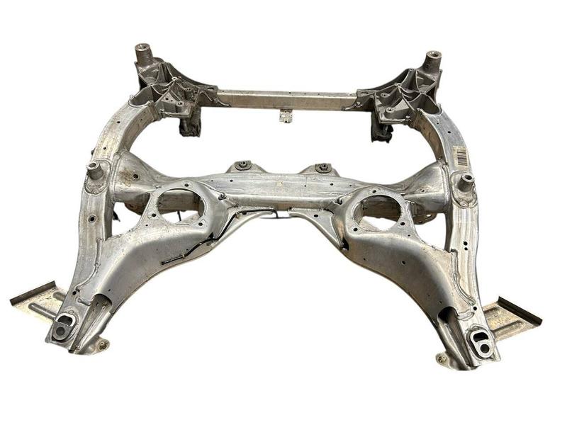 31116796692 Subchasis delantero BMW 5 Series F07 GT LCI, 5 Series F10, 5 Series F10 LCI, 5 Series F11, 5 Series F11 LCI, 6 Series F06 Gran Coupé LCI, 6 Series F12, 6 Series F12 LCI, 6 Series F13, 6 Series F13 LCI, 7 Series F01, 7 Series F01 LCI, 7 Series F02, 7 Series F02 LCI