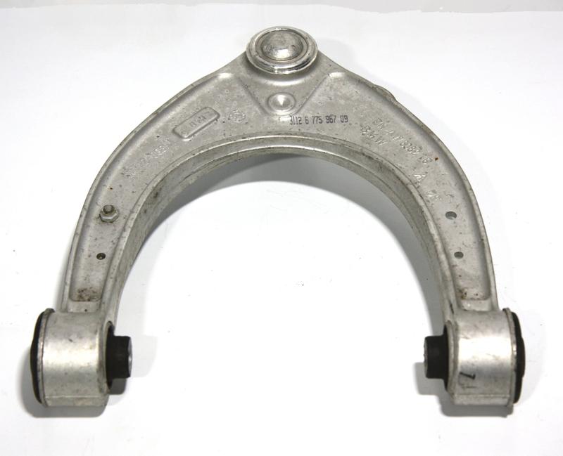 31126775967 Brazo superior suspensión trasera BMW 5 Series F07 GT LCI, 5 Series F10, 5 Series F10 LCI, 5 Series F11, 5 Series F11 LCI, 5 Series F18, 5 Series F18 LCI, 6 Series F06 Gran Coupé LCI, 6 Series F12, 6 Series F12 LCI, 6 Series F13, 6 Series F13 LCI, 7 Series F01, 7 Series F01 LCI, 7 Series F02, 7 Series F02 LCI, 7 Series F04 Hybrid, i8 I12 LCI, i8 I15