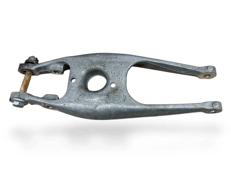 33322284533 Brazo superior suspensión trasera BMW 2 Series F87 M2 LCI, 3 Series F80 M3 LCI, 4 Series F82 M4 LCI, 4 Series F83 M4 LCI