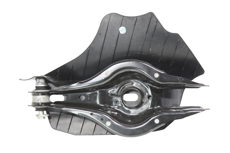 33326867540, 6867540 Brazo superior suspensión trasera BMW 1 Series F20, 1 Series F20 LCI, 1 Series F21, 1 Series F21 LCI, 2 Series F22, 2 Series F22 LCI, 2 Series F23, 2 Series F23 LCI, 3 Series F30, 3 Series F30 LCI, 3 Series F31, 3 Series F31 LCI, 3 Series F34 GT LCI, 3 Series F35, 3 Series F35 LCI, 4 Series F32, 4 Series F32 LCI, 4 Series F33, 4 Series F33 LCI, 4 Series F36 Gran Coupé LCI