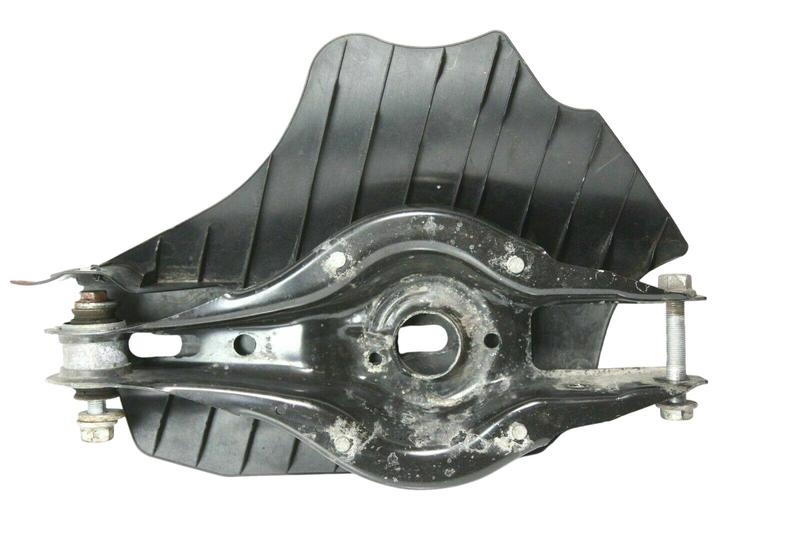 33326867540 Brazo superior suspensión trasera BMW 1 Series F20, 1 Series F20 LCI, 1 Series F21, 1 Series F21 LCI, 2 Series F22, 2 Series F22 LCI, 2 Series F23, 2 Series F23 LCI, 3 Series F30, 3 Series F30 LCI, 3 Series F31, 3 Series F31 LCI, 3 Series F34 GT, 3 Series F34 GT LCI, 3 Series F35, 3 Series F35 LCI, 4 Series F32, 4 Series F32 LCI, 4 Series F33, 4 Series F33 LCI, 4 Series F36 Gran Coupé, 4 Series F36 Gran Coupé LCI