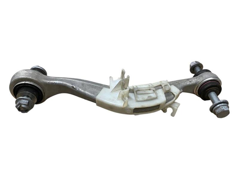33326883340 Brazo suspensión trasero BMW 5 Series F90 M5, 5 Series F90 M5 LCI, 5 Series G30, 5 Series G30 LCI, 5 Series G31 Touring, 5 Series G38, 5 Series G38 LCI, 7 Series G11, 7 Series G11 LCI, 7 Series G12, 7 Series G12 LCI, 8 Series F91 M8 Convertible, 8 Series F92 M8 Coupé, 8 Series G14 Convertible, 8 Series G15 Coupé, 8 Series G16 Gran Coupé