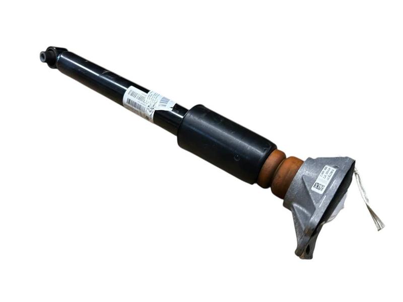 33526856710 Amortiguador trasero BMW 3 Series F31, 3 Series F31 LCI, 4 Series F36 Gran Coupé LCI