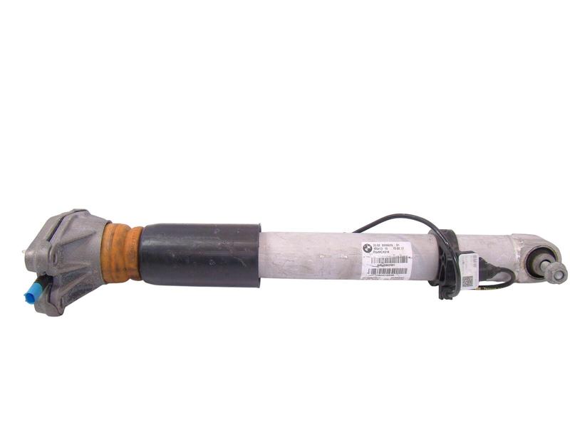 33528008629 Amortiguador trasero BMW 3 Series F80 M3, 4 Series F82 M4