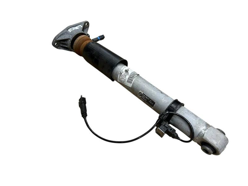 33528008630 Amortiguador trasero BMW 3 Series F80 M3 LCI, 4 Series F82 M4 LCI