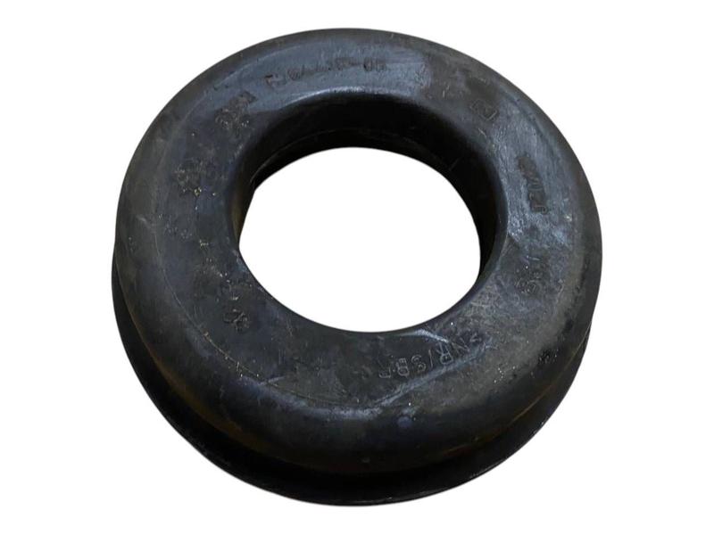 33536764419 Silent-block muelle trasero BMW 1 Series E81, 1 Series E82, 1 Series E87, 1 Series E87 LCI, 1 Series E88, 1 Series F20, 1 Series F20 LCI, 1 Series F21, 1 Series F21 LCI, 2 Series F22, 2 Series F22 LCI, 2 Series F23, 2 Series F23 LCI, 2 Series F87 M2 LCI, 3 Series E90, 3 Series E90 LCI, 3 Series E91, 3 Series E91 LCI, 3 Series E92, 3 Series E92 LCI, 3 Series E93, 3 Series E93 LCI, 3 Series F30, 3 Series F30 LCI, 3 Series F31, 3 Series F31 LCI, 3 Series F34 GT LCI, 3 Series F35, 3 Series F35 LCI, 3 Series F80 M3 LCI, 4 Series F32, 4 Series F32 LCI, 4 Series F33, 4 Series F33 LCI, 4 Series F36 Gran Coupé LCI, 4 Series F82 M4 LCI, 4 Series F83 M4 LCI, X1 E84