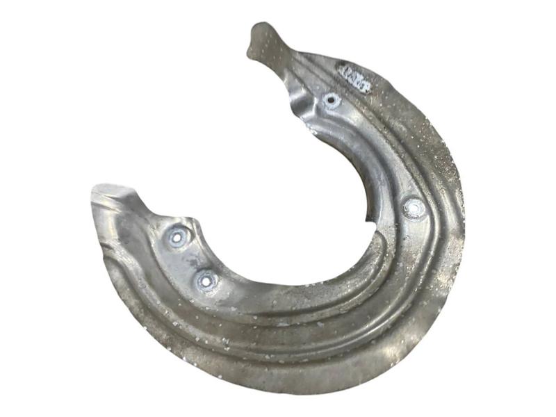 34106873418 Placa protección disco delantero BMW 1 Series F20, 1 Series F20 LCI, 1 Series F21, 1 Series F21 LCI, 2 Series F22, 2 Series F22 LCI, 2 Series F23, 2 Series F23 LCI, 3 Series F30, 3 Series F30 LCI, 3 Series F31, 3 Series F31 LCI, 3 Series F34 GT LCI, 3 Series F35, 3 Series F35 LCI, 4 Series F32, 4 Series F32 LCI, 4 Series F33, 4 Series F33 LCI, 4 Series F36 Gran Coupé LCI