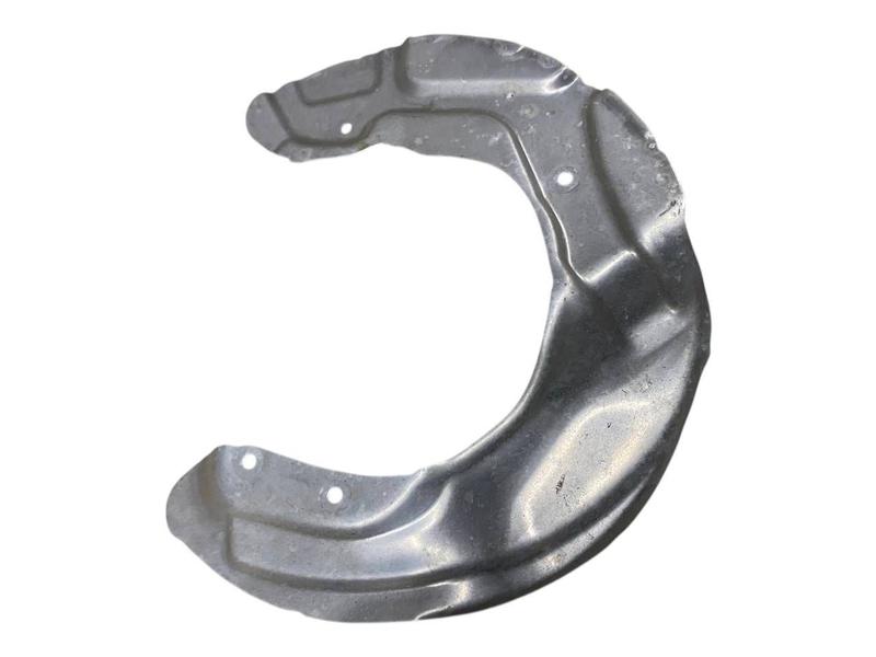 34116792235 Placa protección disco delantero BMW 1 Series F20, 1 Series F20 LCI, 1 Series F21, 1 Series F21 LCI, 2 Series F22, 2 Series F22 LCI, 2 Series F23, 2 Series F23 LCI, 3 Series F30, 3 Series F30 LCI, 3 Series F31, 3 Series F31 LCI, 3 Series F34 GT LCI, 3 Series F35, 3 Series F35 LCI, 4 Series F32, 4 Series F32 LCI, 4 Series F33, 4 Series F33 LCI, 4 Series F36 Gran Coupé LCI