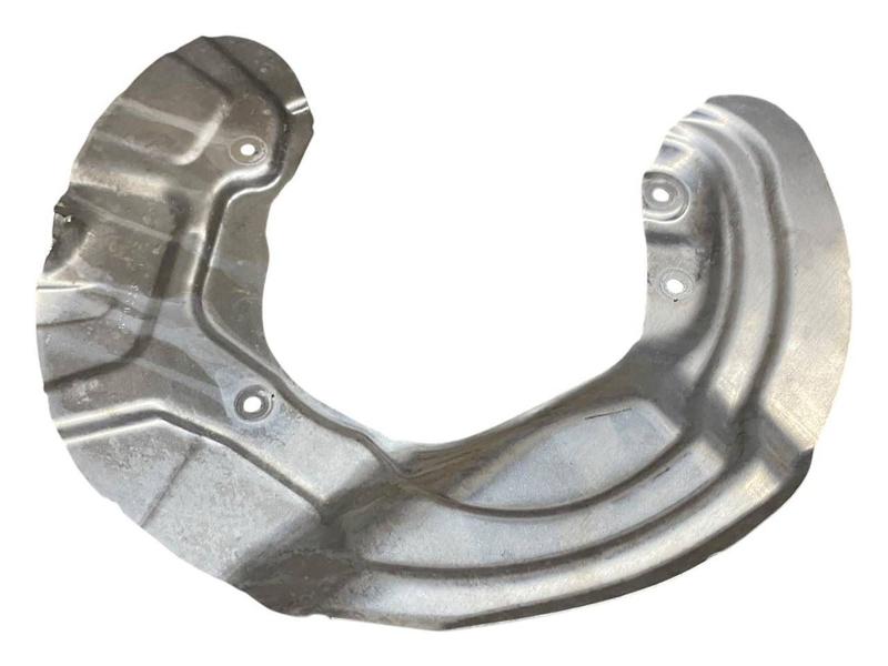 34116792237 Placa protección disco delantero BMW 1 Series F20, 1 Series F20 LCI, 1 Series F21, 1 Series F21 LCI, 2 Series F22, 2 Series F22 LCI, 2 Series F23, 2 Series F23 LCI, 3 Series F30, 3 Series F30 LCI, 3 Series F31, 3 Series F31 LCI, 3 Series F34 GT LCI, 3 Series F35, 3 Series F35 LCI, 4 Series F32, 4 Series F32 LCI, 4 Series F33, 4 Series F33 LCI, 4 Series F36 Gran Coupé LCI