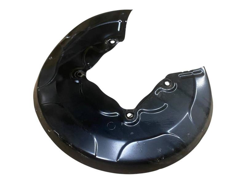 34206799739 Placa protección disco trasero BMW 1 Series F40, 1 Series F52 Saloon, 2 Series F45 Active Tourer LCI, 2 Series F46 Gran Tourer LCI, MINI Cabrio F57, MINI Clubman F54 LCI, MINI Countryman F60, MINI F55, MINI F56, X1 F48 LCI, X2 F39