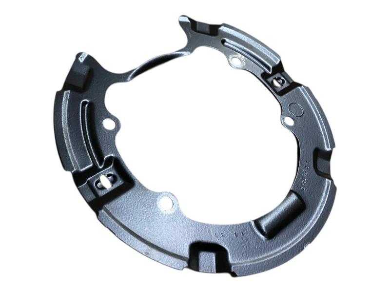 34212284747 Placa protección disco trasero BMW 2 Series F87 M2 LCI, 3 Series F80 M3 LCI, 4 Series F82 M4 LCI, 4 Series F83 M4 LCI