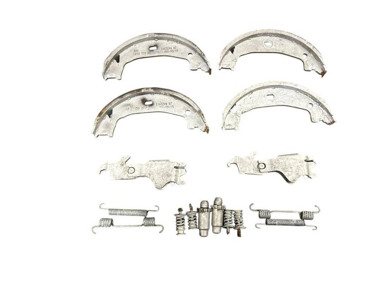 34416761291 Pastillas freno de mano BMW 1 Series E81, 1 Series E82, 1 Series E87, 1 Series E87 LCI, 1 Series E88, 1 Series F20, 1 Series F20 LCI, 1 Series F21, 1 Series F21 LCI, 2 Series F22, 2 Series F22 LCI, 2 Series F23, 2 Series F23 LCI, 3 Series E46, 3 Series E90, 3 Series E90 LCI, 3 Series E91, 3 Series E91 LCI, 3 Series E92, 3 Series E92 LCI, 3 Series E93, 3 Series E93 LCI, 3 Series F30, 3 Series F30 LCI, 3 Series F31, 3 Series F31 LCI, 3 Series F35, 4 Series F32, 4 Series F32 LCI, 4 Series F36 Gran Coupé, 4 Series F36 Gran Coupé LCI, Z4 E85, Z4 E86