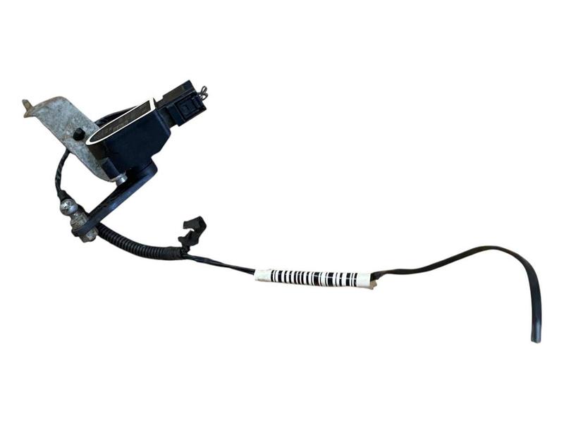 37146860843 Sensor corrector óptico faro BMW 1 Series F20, 1 Series F20 LCI, 1 Series F21, 1 Series F21 LCI, 2 Series F22, 2 Series F22 LCI, 2 Series F23, 2 Series F23 LCI, 2 Series F87 M2, 2 Series F87 M2 LCI, 3 Series F30, 3 Series F30 LCI, 3 Series F31, 3 Series F31 LCI, 3 Series F34 GT LCI, 3 Series F35, 3 Series F35 LCI, 3 Series F80 M3 LCI, 4 Series F32, 4 Series F32 LCI, 4 Series F33, 4 Series F33 LCI, 4 Series F36 Gran Coupé, 4 Series F36 Gran Coupé LCI, 4 Series F82 M4, 4 Series F82 M4 LCI, 4 Series F83 M4, 4 Series F83 M4 LCI, 5 Series F07 GT LCI, 5 Series F10, 5 Series F10 LCI, 5 Series F11, 5 Series F11 LCI, 5 Series F18, 5 Series F18 LCI, 6 Series F06 Gran Coupé LCI, 6 Series F12, 6 Series F12 LCI, 6 Series F13, 6 Series F13 LCI, 7 Series F01, 7 Series F01 LCI, 7 Series F02, 7 Series F02 LCI, 7 Series F04 Hybrid, X3 F25, X4 F26