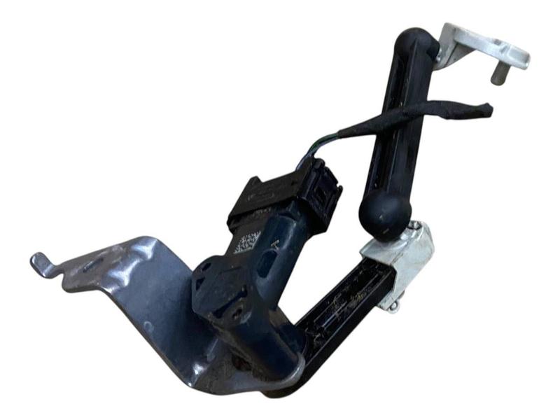 37146895466 Sensor corrector óptico faro BMW 1 Series F20, 1 Series F20 LCI, 1 Series F21, 1 Series F21 LCI, 1 Series F40, 1 Series F70, 2 Series F22, 2 Series F22 LCI, 2 Series F23, 2 Series F23 LCI, 2 Series F44 Gran Coupé, 2 Series F46 Gran Tourer LCI, 2 Series F74 Gran Coupé, 2 Series F87 M2 LCI, 2 Series G42, 2 Series G87 M2, 2 Series U06 Active Tourer, 3 Series F30, 3 Series F30 LCI, 3 Series F31, 3 Series F31 LCI, 3 Series F34 GT LCI, 3 Series F80 M3 LCI, 3 Series G20 Saloon, 3 Series G20 Saloon LCI, 3 Series G21 Touring LCI, 3 Series G28 Saloon, 3 Series G28 Saloon LCI, 3 Series G80 M3 LCI, 3 Series G81 M3 Touring LCI, 4 Series F32, 4 Series F32 LCI, 4 Series F33, 4 Series F33 LCI, 4 Series F36 Gran Coupé LCI, 4 Series F82 M4 LCI, 4 Series F83 M4 LCI, 4 Series G22 Coupé LCI, 4 Series G23 Convertible LCI, 4 Series G26 Gran Coupé LCI, 4 Series G82 M4 Coupé LCI, 4 Series G83 M4 Convertible LCI, 5 Series F07 GT LCI, 5 Series F10, 5 Series F10 LCI, 5 Series F11, 5 Series F11 LCI, 5 Series F90 M5 LCI, 5 Series G30, 5 Series G30 LCI, 5 Series G31 Touring LCI, 5 Series G60 Saloon, 5 Series G61 Touring, 5 Series G68 Saloon, 5 Series G90 M5, 5 Series G99 M5 Touring, 6 Series F06 Gran Coupé LCI, 6 Series F12, 6 Series F12 LCI, 6 Series F13, 6 Series F13 LCI, 6 Series G32 GT LCI, 7 Series F01, 7 Series F01 LCI, 7 Series F02, 7 Series F02 LCI, 7 Series F04 Hybrid, 7 Series G11, 7 Series G11 LCI, 7 Series G12, 7 Series G12 LCI, 7 Series G70, 8 Series F91 M8 Convertible, 8 Series F92 M8 Coupé, 8 Series F93 M8 Gran Coupé, 8 Series G14 Convertible, 8 Series G15 Coupé, 8 Series G16 Gran Coupé, i3 I01 LCI, i4 G26 Gran Coupé LCI, iX I20, MINI Cabrio F57 BEV, MINI Cabrio F57 LCI, MINI Cabrio F67, MINI Clubman F54 LCI, MINI Countryman F60 LCI, MINI Countryman U25, MINI F55 LCI, MINI F56 BEV LCI, MINI F56 LCI, MINI F65, MINI F66, X1 F48 LCI, X1 U11, X1L U12, X2 F39, X2 U10, X3 F25, X3 G01 LCI, X3 G45, X4 F26, X4 G02, X5 G05 LCI, X6 G06 LCI, X7 G07 LCI, XM G09, Z4 G29