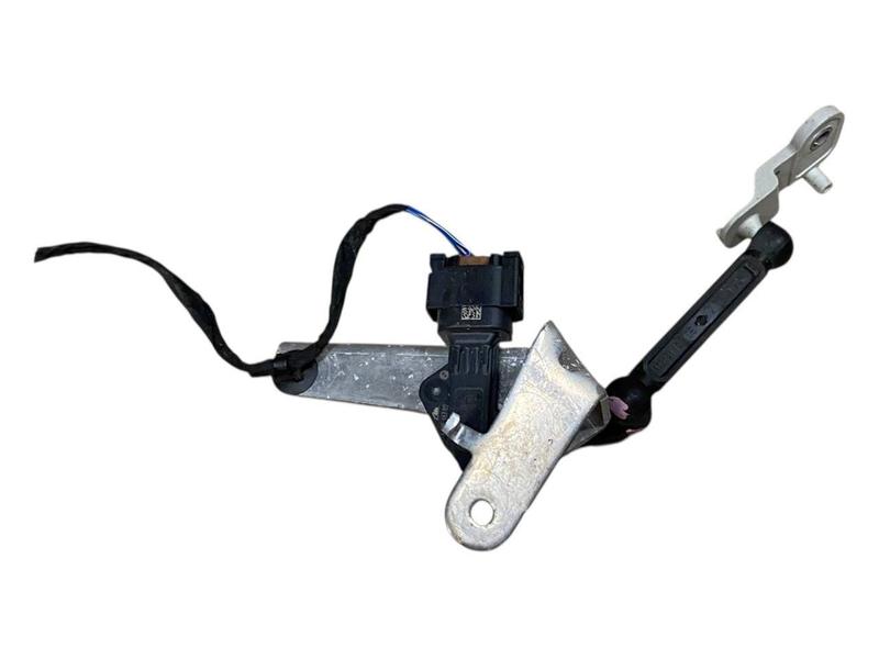 37146895467 Sensor altura suspensión trasera BMW 2 Series F45 Active Tourer LCI, 2 Series F46 Gran Tourer LCI, 3 Series G20 Saloon, 3 Series G20 Saloon LCI, 3 Series G28 Saloon, 3 Series G28 Saloon LCI, 5 Series G68 Saloon, i3 I01, i8 I12 LCI, i8 I15, iX3 G08 BEV LCI, MINI Cabrio F57, MINI Clubman F54, MINI Countryman F60, MINI F55, MINI F56, X1 F48 LCI, X2 F39, X3 G01 LCI, X3 G08 LCI, X3 G45, X3 M F97 LCI, X3L G48, X4 G02 LCI, X4 M F98 LCI, X5 F15, X5 G05 LCI, X5 M F85, X5 M F95 LCI, X5L G18 LCI, X6 F16, X6 G06 LCI, X6 M F86, X6 M F96 LCI, X7 G07 LCI, XM G09