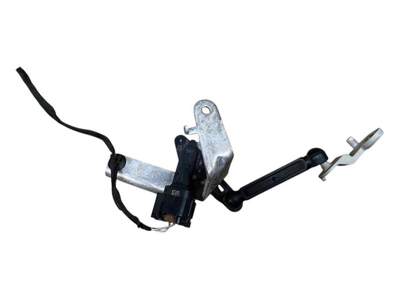 37146895467 Sensor altura suspensión trasera BMW 2 Series F45 Active Tourer LCI, 2 Series F46 Gran Tourer LCI, 3 Series G20 Saloon, 3 Series G20 Saloon LCI, 3 Series G28 Saloon, 3 Series G28 Saloon LCI, 5 Series G68 Saloon, i3 I01, i8 I12 LCI, i8 I15, iX3 G08 BEV LCI, MINI Cabrio F57, MINI Clubman F54, MINI Countryman F60, MINI F55, MINI F56, X1 F48 LCI, X2 F39, X3 G01 LCI, X3 G08 LCI, X3 G45, X3 M F97 LCI, X3L G48, X4 G02 LCI, X4 M F98 LCI, X5 F15, X5 G05 LCI, X5 M F85, X5 M F95 LCI, X5L G18 LCI, X6 F16, X6 G06 LCI, X6 M F86, X6 M F96 LCI, X7 G07 LCI, XM G09
