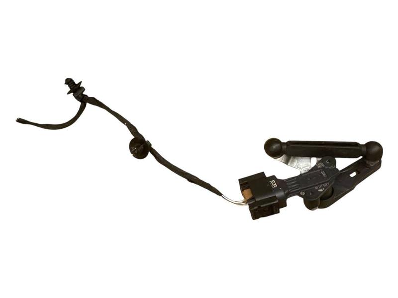 37146895467 Sensor corrector óptico faro BMW 2 Series F45 Active Tourer LCI, 2 Series F46 Gran Tourer LCI, 3 Series G20 Saloon, 3 Series G20 Saloon LCI, 3 Series G28 Saloon, 3 Series G28 Saloon LCI, 5 Series G68 Saloon, i3 I01, i8 I12 LCI, i8 I15, iX3 G08 BEV LCI, MINI Cabrio F57, MINI Clubman F54, MINI Countryman F60, MINI F55, MINI F56, X1 F48 LCI, X2 F39, X3 G01 LCI, X3 G08 LCI, X3 G45, X3 M F97 LCI, X3L G48, X4 G02 LCI, X4 M F98 LCI, X5 F15, X5 G05 LCI, X5 M F85, X5 M F95 LCI, X5L G18 LCI, X6 F16, X6 G06 LCI, X6 M F86, X6 M F96 LCI, X7 G07 LCI, XM G09