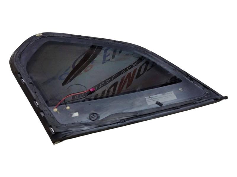 43R000137 Luna lateral trasera X5 E70