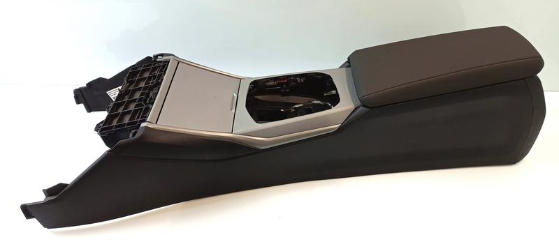 51166996833 Consola central BMW 2 Series G42, 3 Series G20 Saloon, 3 Series G20 Saloon LCI, 3 Series G21 Touring, 3 Series G21 Touring LCI, 3 Series G28 Saloon, 3 Series G28 Saloon LCI, 3 Series G80 M3, 3 Series G80 M3 LCI, 4 Series G22 Coupé, 4 Series G22 Coupé LCI, 4 Series G23 Convertible, 4 Series G23 Convertible LCI, 4 Series G26 Gran Coupé, 4 Series G26 Gran Coupé LCI, 4 Series G82 M4 Coupé, 4 Series G82 M4 Coupé LCI, 4 Series G83 M4 Convertible, 4 Series G83 M4 Convertible LCI, i4 G26 Gran Coupé