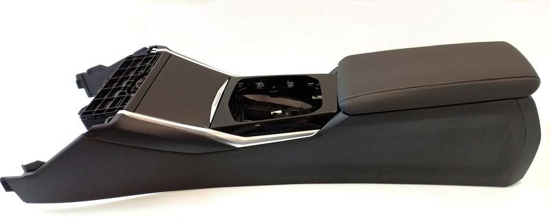 51166996833 Consola central BMW 2 Series G42, 3 Series G20 Saloon, 3 Series G20 Saloon LCI, 3 Series G21 Touring, 3 Series G21 Touring LCI, 3 Series G28 Saloon, 3 Series G28 Saloon LCI, 3 Series G80 M3, 3 Series G80 M3 LCI, 4 Series G22 Coupé, 4 Series G22 Coupé LCI, 4 Series G23 Convertible, 4 Series G23 Convertible LCI, 4 Series G26 Gran Coupé, 4 Series G26 Gran Coupé LCI, 4 Series G82 M4 Coupé, 4 Series G82 M4 Coupé LCI, 4 Series G83 M4 Convertible, 4 Series G83 M4 Convertible LCI, i4 G26 Gran Coupé