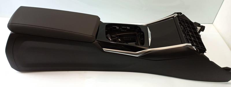 51166996833 Consola central BMW 2 Series G42, 3 Series G20 Saloon, 3 Series G20 Saloon LCI, 3 Series G21 Touring, 3 Series G21 Touring LCI, 3 Series G28 Saloon, 3 Series G28 Saloon LCI, 3 Series G80 M3, 3 Series G80 M3 LCI, 4 Series G22 Coupé, 4 Series G22 Coupé LCI, 4 Series G23 Convertible, 4 Series G23 Convertible LCI, 4 Series G26 Gran Coupé, 4 Series G26 Gran Coupé LCI, 4 Series G82 M4 Coupé, 4 Series G82 M4 Coupé LCI, 4 Series G83 M4 Convertible, 4 Series G83 M4 Convertible LCI, i4 G26 Gran Coupé