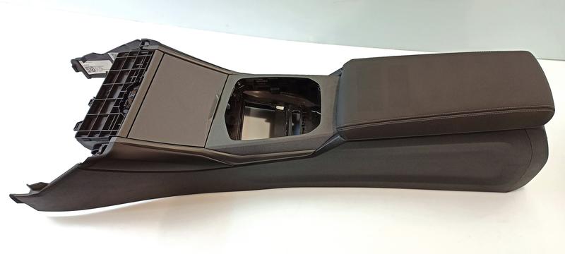 51166996833 Consola central BMW 2 Series G42, 3 Series G20 Saloon, 3 Series G20 Saloon LCI, 3 Series G21 Touring, 3 Series G21 Touring LCI, 3 Series G28 Saloon, 3 Series G28 Saloon LCI, 3 Series G80 M3, 3 Series G80 M3 LCI, 4 Series G22 Coupé, 4 Series G22 Coupé LCI, 4 Series G23 Convertible, 4 Series G23 Convertible LCI, 4 Series G26 Gran Coupé, 4 Series G26 Gran Coupé LCI, 4 Series G82 M4 Coupé, 4 Series G82 M4 Coupé LCI, 4 Series G83 M4 Convertible, 4 Series G83 M4 Convertible LCI, i4 G26 Gran Coupé