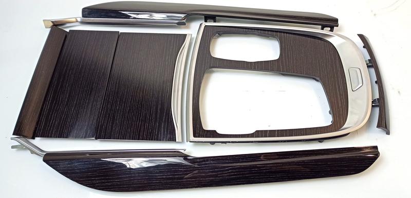 51168066675 Embellecedor consola central BMW 7 Series G11, 7 Series G11 LCI, 7 Series G12, 7 Series G12 LCI