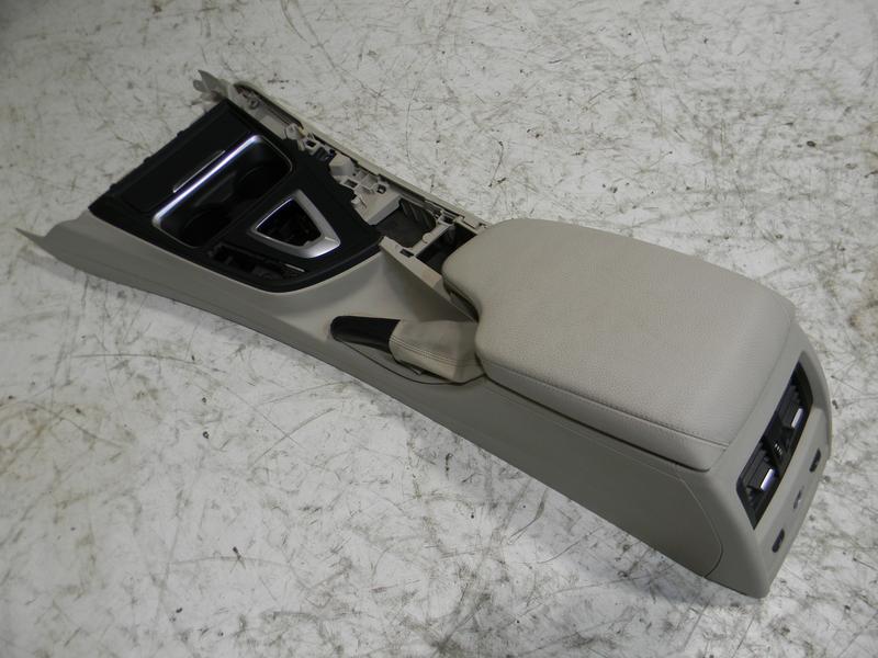 51169235475 Consola central BMW 3 Series F30, 3 Series F31, 3 Series F34 GT, 4 Series F32, 4 Series F36 Gran Coupé