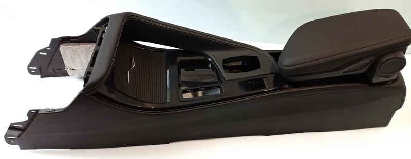 51169335198 Consola central BMW X1 F48 LCI, X2 F39