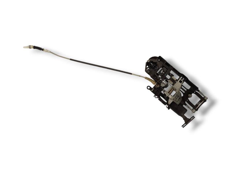 51217187227 Tirador exterior y soporte puerta trasera BMW 5 Series F07 GT LCI, 5 Series F10, 5 Series F10 LCI, 5 Series F11, 5 Series F11 LCI, 6 Series F06 Gran Coupé LCI, 6 Series F12, 6 Series F12 LCI, 6 Series F13, 6 Series F13 LCI, 7 Series F01, 7 Series F01 LCI, 7 Series F02, 7 Series F02 LCI, 7 Series F04 Hybrid