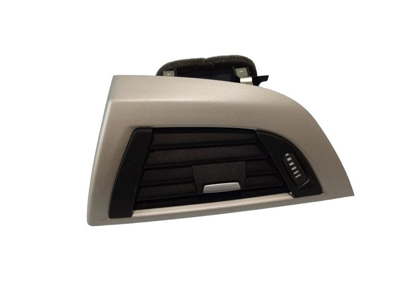 51459205363 Rejilla ventilación salpicadero BMW 1 Series F20, 1 Series F20 LCI, 1 Series F21, 1 Series F21 LCI, 2 Series F22, 2 Series F22 LCI, 2 Series F23, 2 Series F23 LCI