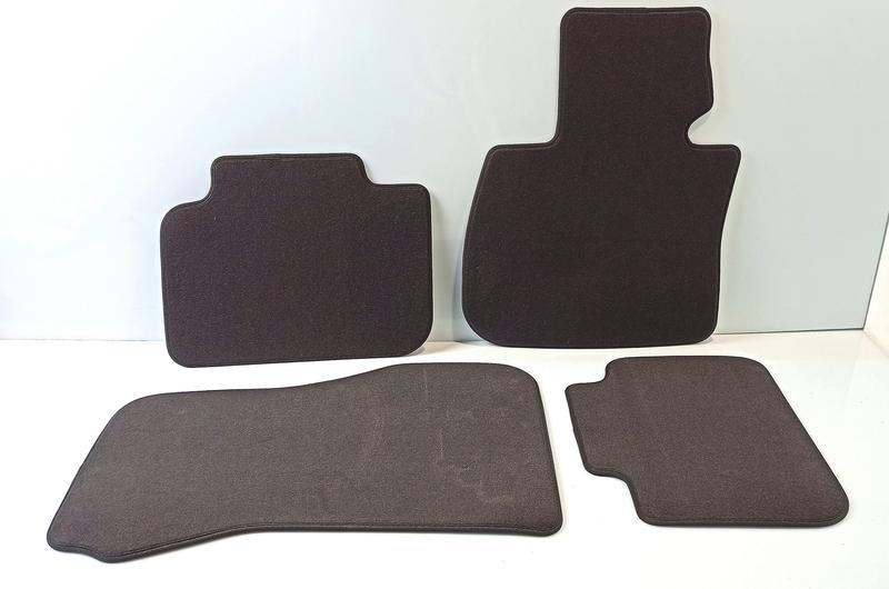 51477471533 Alfombrilla delantera BMW X1 F48 LCI, X2 F39