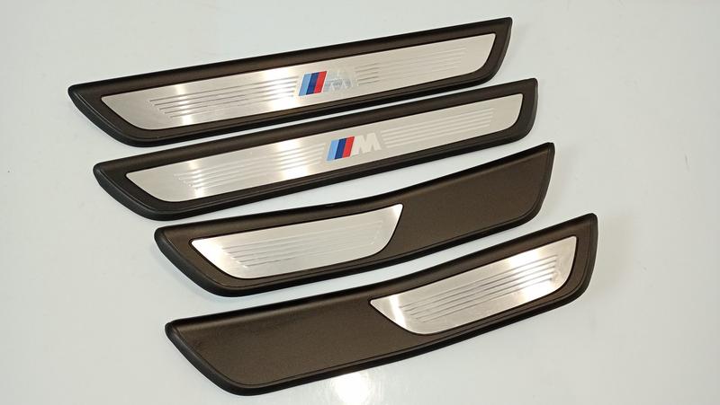 51478053575 Embellecedor umbral delantero BMW 6 Series F06 Gran Coupé LCI