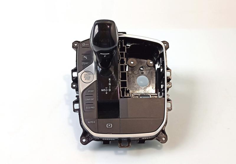 61315A08C13 EXMAESTRO electrónica y volantes BMW 1 Series F20, 1 Series F40, 2 Series F22, 2 Series F44 Gran Coupé, 2 Series G42, 3 Series G20 Saloon, 3 Series G20 Saloon LCI, 3 Series G21 Touring, 3 Series G21 Touring LCI, 3 Series G28 Saloon, 3 Series G28 Saloon LCI, 4 Series G22 Coupé, 4 Series G22 Coupé LCI, 4 Series G23 Convertible, 4 Series G23 Convertible LCI, 4 Series G26 Gran Coupé, 4 Series G26 Gran Coupé LCI, 7 Series F01, X3 G01 LCI, Z4 G29