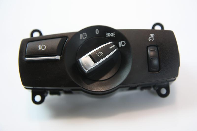 61319192745 Interruptor luces BMW 5 Series F07 GT, 5 Series F07 GT LCI, 5 Series F10, 5 Series F10 LCI, 6 Series F06 Gran Coupé LCI, 6 Series F12, 6 Series F12 LCI, 6 Series F13, 6 Series F13 LCI, 7 Series F01, 7 Series F01 LCI, 7 Series F02, 7 Series F02 LCI, 7 Series F04 Hybrid, X3 F25, X4 F26