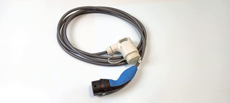 61902450194 Cable carga vehículo eléctrico BMW 2 Series F45 Active Tourer LCI, 3 Series F30, 3 Series F30 LCI, 3 Series G20 Saloon, 3 Series G20 Saloon LCI, 3 Series G21 Touring, 3 Series G21 Touring LCI, 3 Series G28 Saloon, 4 Series G26 Gran Coupé, 5 Series G30, 5 Series G30 LCI, 5 Series G60 Saloon, 7 Series G11, 7 Series G11 LCI, 7 Series G12, 7 Series G12 LCI, i4 G26 Gran Coupé, iX3 G08 BEV LCI, X1 U11, X2 F39, X3 G01 LCI, X5 F15, X5 G05 LCI