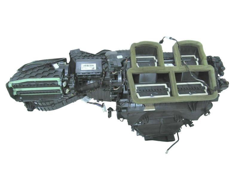 64119238643 Otros BMW 1 Series F20, 1 Series F21, 2 Series F22, 2 Series F23, 3 Series F30