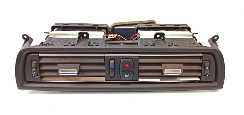 64229197486 Rejilla central salpicadero BMW 6 Series F06 Gran Coupé LCI, 6 Series F12, 6 Series F12 LCI, 6 Series F13, 6 Series F13 LCI