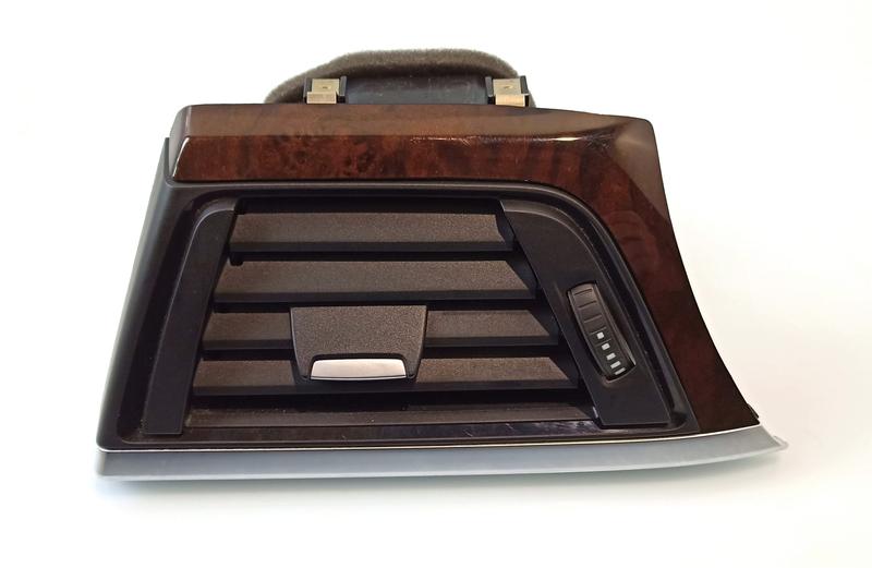 64229218549 Embellecedor salpicadero BMW 3 Series F30, 3 Series F30 LCI, 3 Series F31, 3 Series F31 LCI, 3 Series F34 GT LCI, 3 Series F35, 3 Series F35 LCI, 3 Series F80 M3 LCI, 4 Series F32, 4 Series F32 LCI, 4 Series F33, 4 Series F33 LCI, 4 Series F36 Gran Coupé LCI, 4 Series F82 M4 LCI, 4 Series F83 M4 LCI