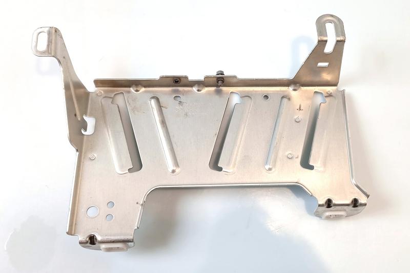 65156802314 Soporte amplificador BMW 5 Series G31 Touring, 5 Series G31 Touring LCI, 6 Series G32 GT LCI