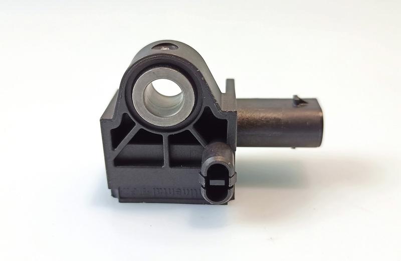 65779196042 Sensor impacto airbag BMW 2 Series F22, 2 Series F22 LCI, 2 Series F23, 2 Series F23 LCI, 2 Series F87 M2 LCI, 3 Series F30, 3 Series F30 LCI, 3 Series F31, 3 Series F31 LCI, 3 Series F34 GT LCI, 3 Series F80 M3 LCI, 4 Series F32, 4 Series F32 LCI, 4 Series F33, 4 Series F33 LCI, 4 Series F36 Gran Coupé LCI, 4 Series F82 M4 LCI, 4 Series F83 M4 LCI